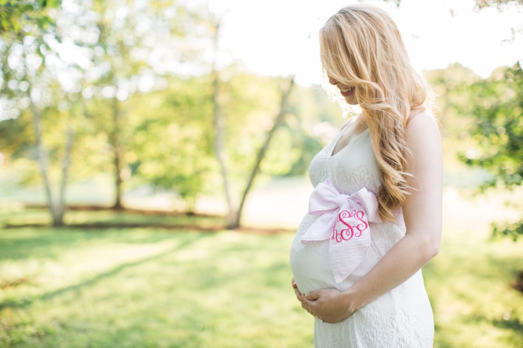 maternity photos monogram bow sash